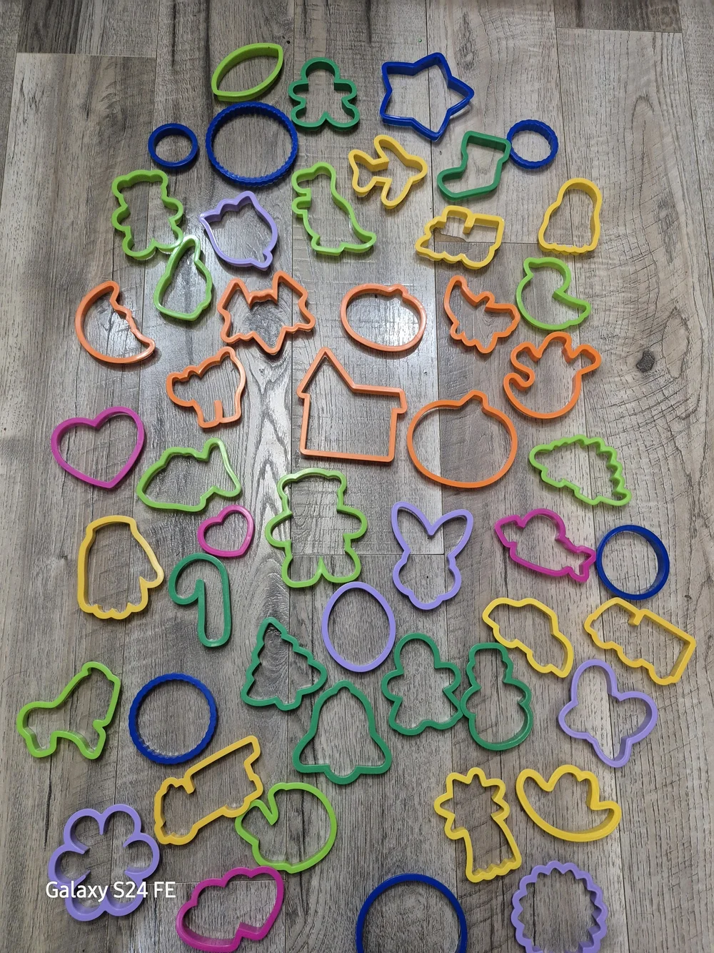77 PC Colorful Assorted Cookie Cutters - Green, Orange, Purple, Pink